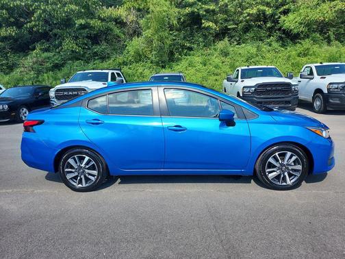 2023 Nissan Versa 1.6 SV