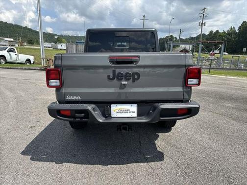 2022 Jeep Gladiator Sport S