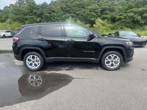 2025 Jeep Compass Sport