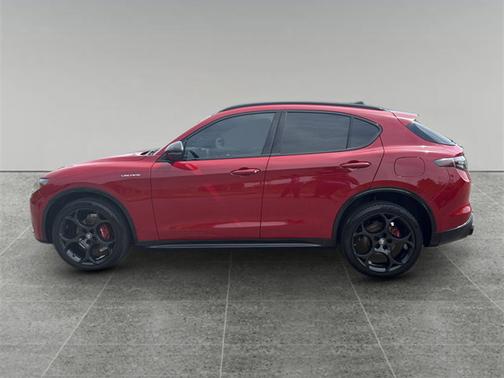 2024 Alfa Romeo Stelvio Veloce AWD