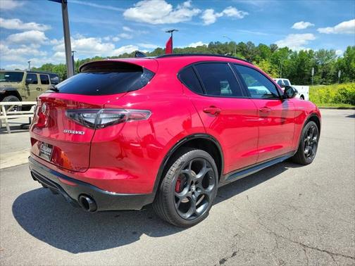 2024 Alfa Romeo Stelvio Veloce AWD