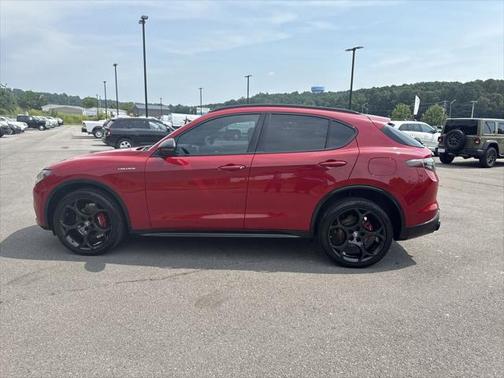 2024 Alfa Romeo Stelvio Veloce AWD