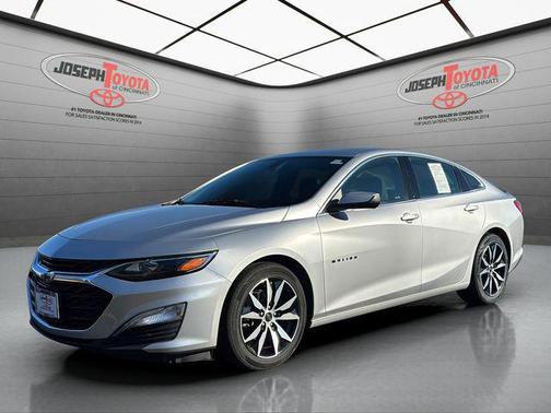 2021 Chevrolet Malibu FWD RS