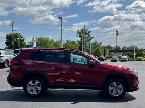 2025 Toyota RAV4 Hybrid XLE