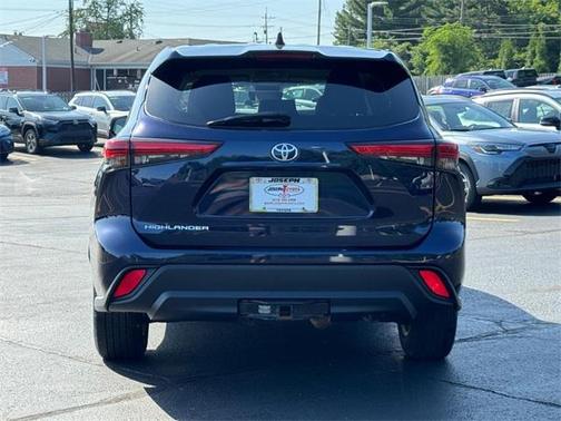 2020 Toyota Highlander LE