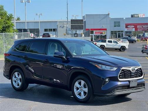 2020 Toyota Highlander LE