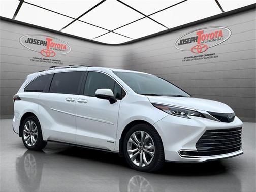 2021 Toyota Sienna Platinum 7 Passenger