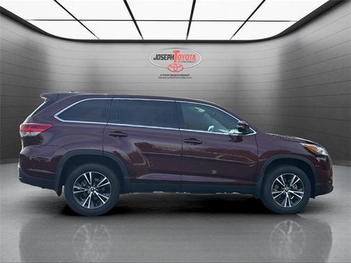 2019 Toyota Highlander LE Plus