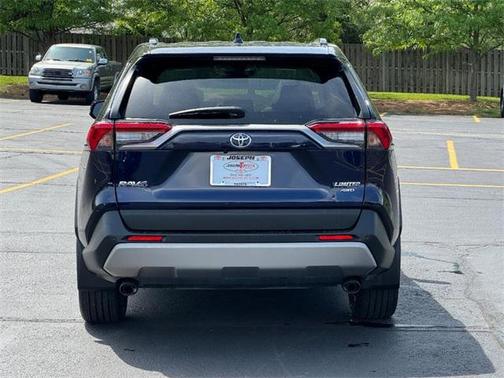 2022 Toyota RAV4 Limited
