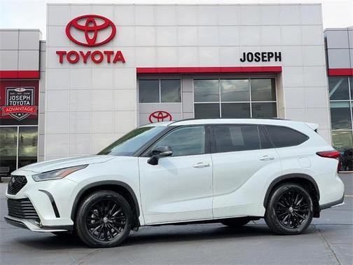 2023 Toyota Highlander XSE