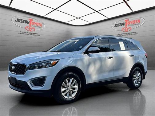 2017 Kia Sorento LX