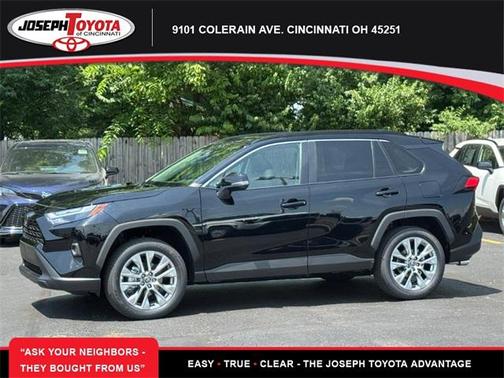 2025 Toyota RAV4 XLE Premium