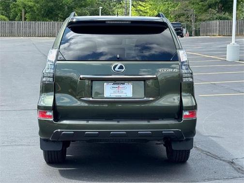 2023 Lexus GX 460 Base