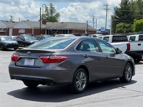 2016 Toyota Camry SE