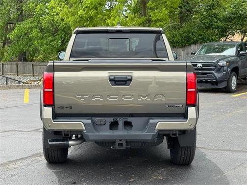 2024 Toyota Tacoma TRD Off Road