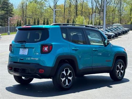 2022 Jeep Renegade Trailhawk
