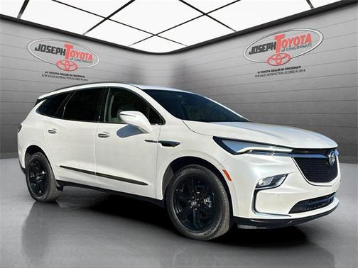 2023 Buick Enclave Essence AWD