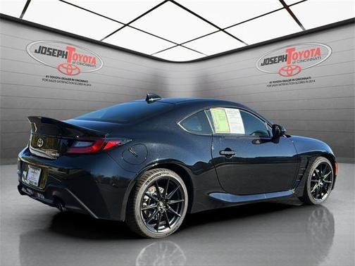 2024 Toyota GR86 Premium