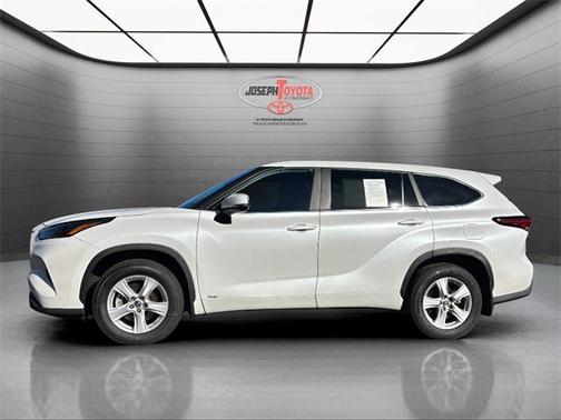 2023 Toyota Highlander Hybrid LE