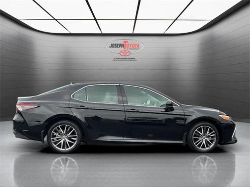 2024 Toyota Camry XLE