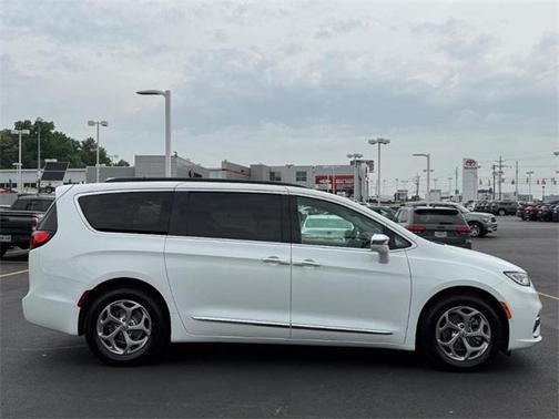 2022 Chrysler Pacifica Limited
