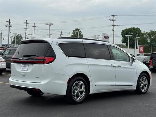 2022 Chrysler Pacifica Limited