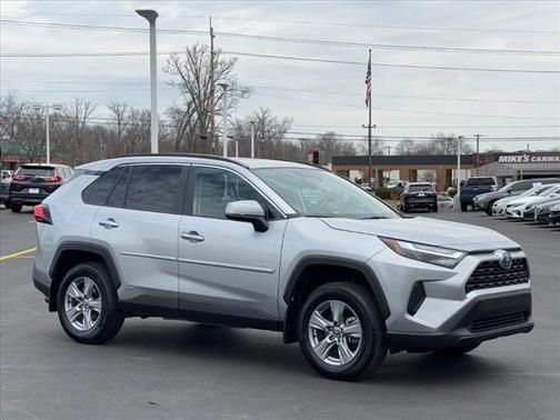 2024 Toyota RAV4 Hybrid XLE
