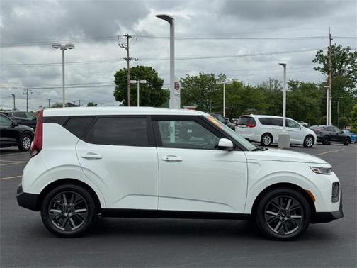2022 Kia Soul EX