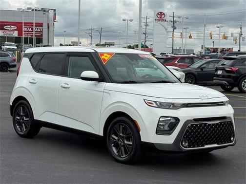 2022 Kia Soul EX