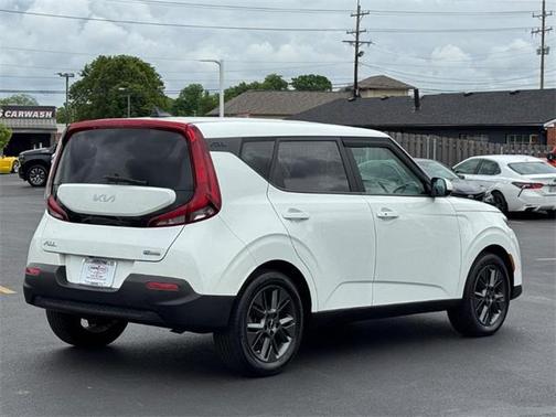 2022 Kia Soul EX