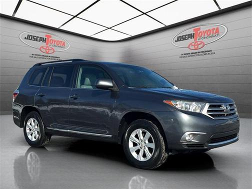2013 Toyota Highlander SE