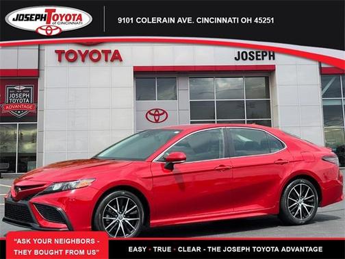 2022 Toyota Camry SE