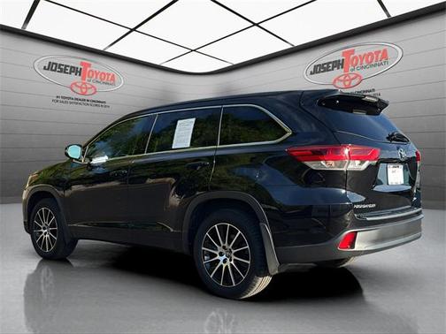 2018 Toyota Highlander SE