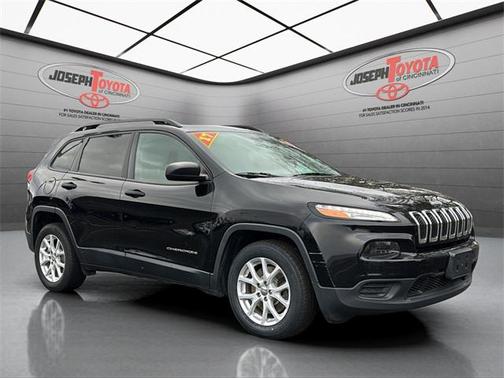 2017 Jeep Cherokee Sport