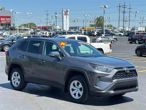 2022 Toyota RAV4 LE