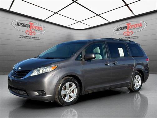 2014 Toyota Sienna LE