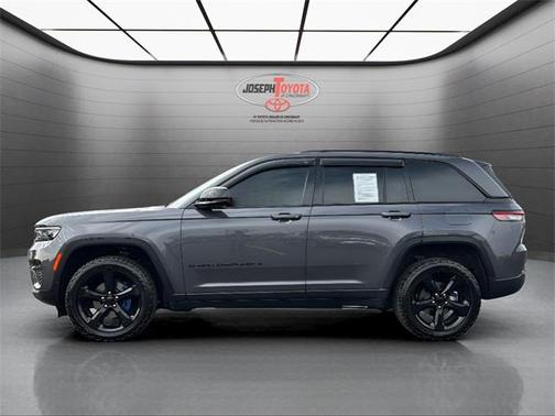 2023 Jeep Grand Cherokee Altitude