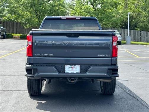 2022 Chevrolet Silverado 1500 Custom
