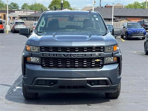 2022 Chevrolet Silverado 1500 Custom