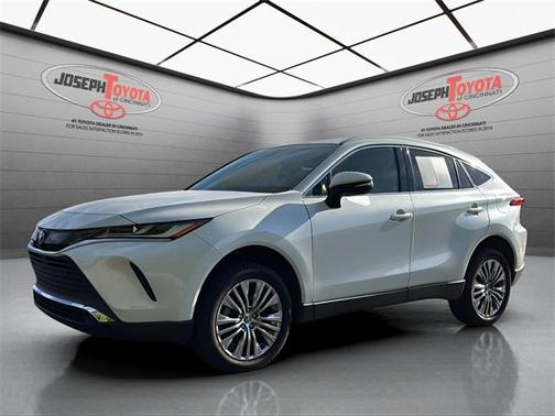 2022 Toyota Venza XLE