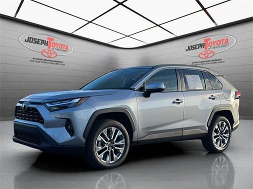 2025 Toyota RAV4 XLE Premium