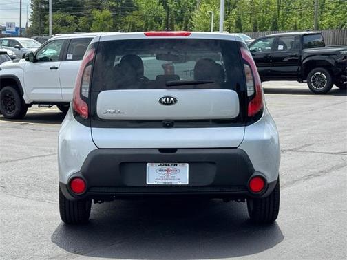 2015 Kia Soul +