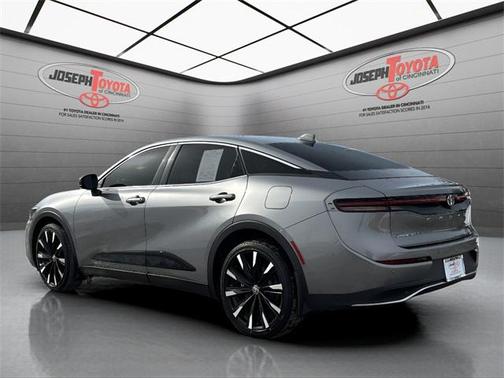 2024 Toyota Crown Platinum