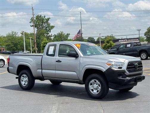 2018 Toyota Tacoma SR