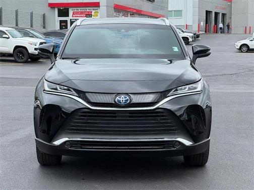 2022 Toyota Venza XLE