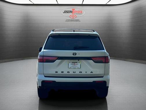 Wind Chill Pearl 2023 Toyota Sequoia Platinum