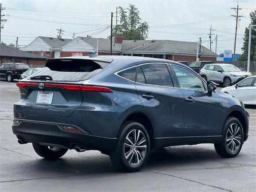 2024 Toyota Venza LE