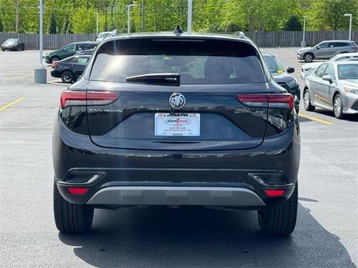 2022 Buick Envision FWD Essence