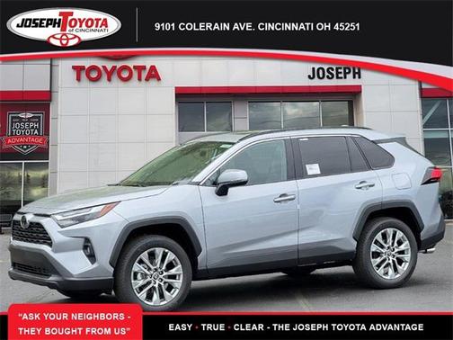 2025 Toyota RAV4 XLE Premium