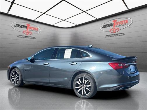 2021 Chevrolet Malibu FWD RS